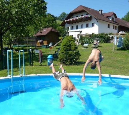 Ferienhof Pfaffenlehen Maria Neustift Luaran gambar